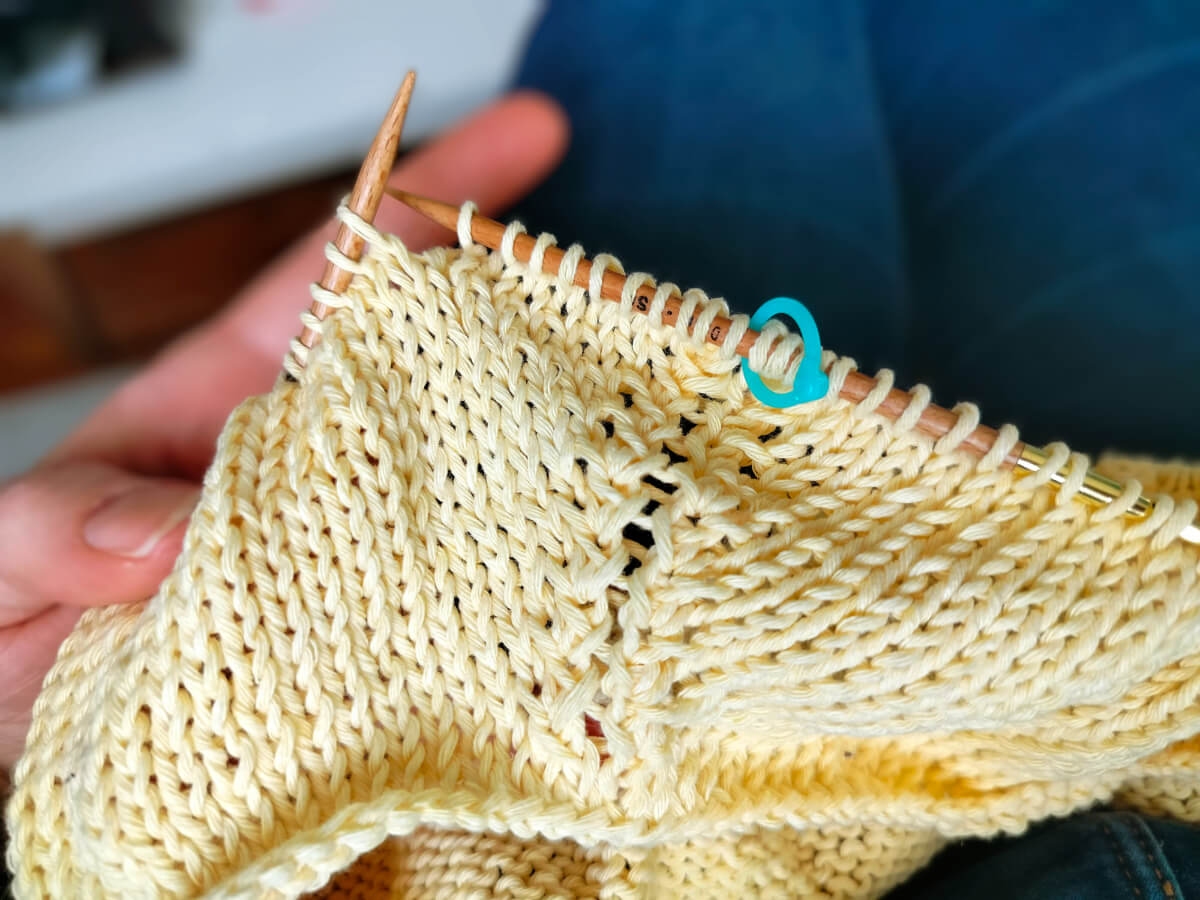 Kurs dla początkujących „Druty od podstaw”. Edycja wakacyjna – zapisy. Start 30 czerwca!